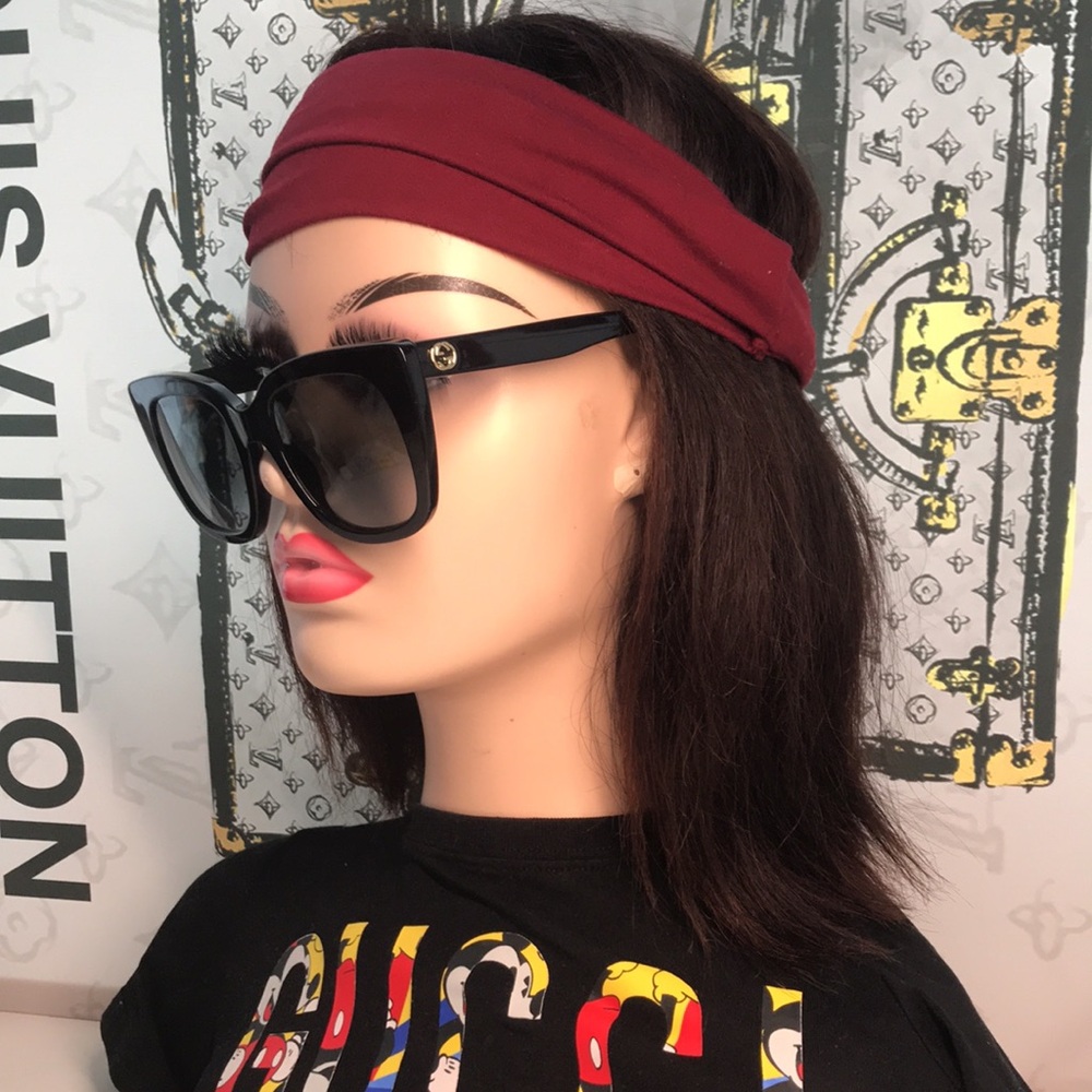 Gucci GG0163SN 001 – Women’s Butterfly Cat-Eye Sunglasses ✨